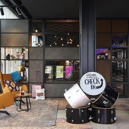 Hotel Moxy Birmingham Nec à Bickenhill Extérieur photo